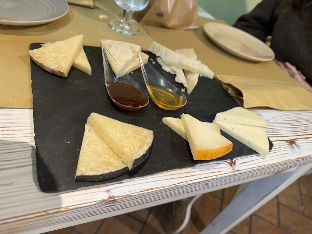 La Vecchia Bottega BITE E DRINK_Pienza_slider_image_2