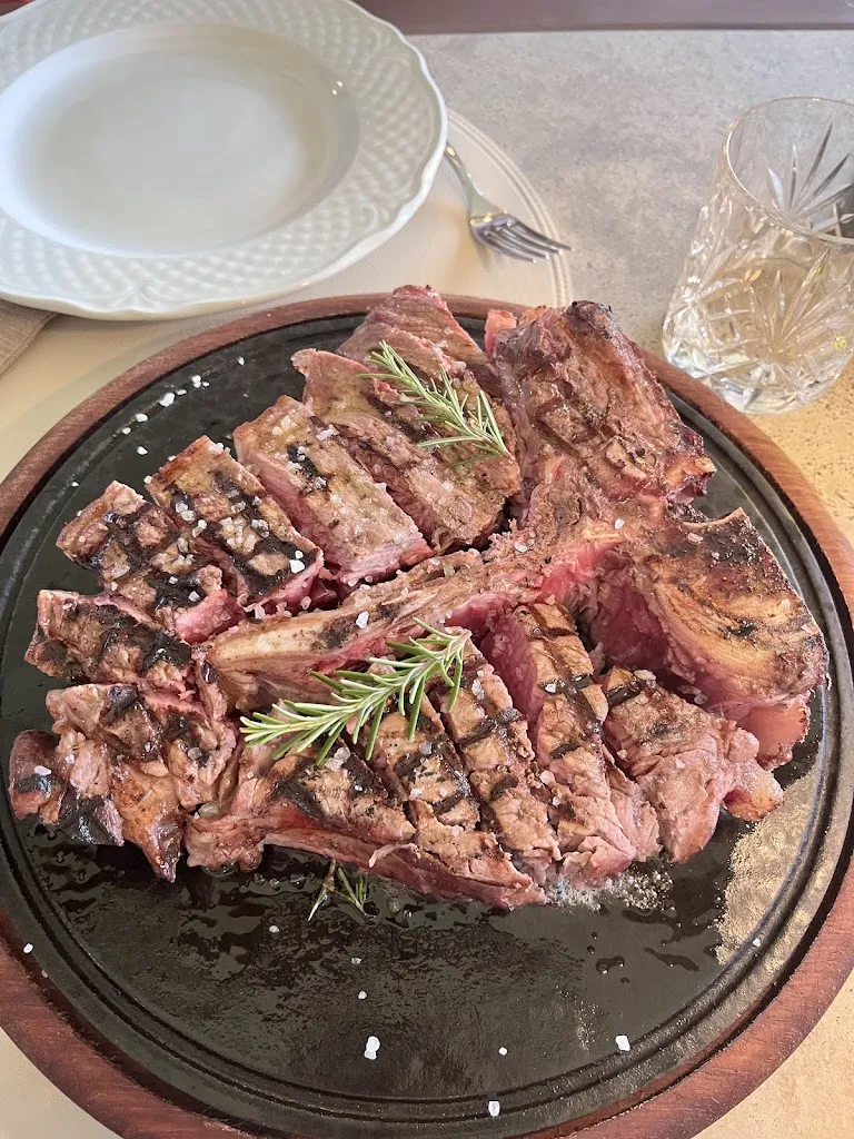 Vladislav Genevskiy_La Fonte Agriturismo Agriristoro_Pienza_review