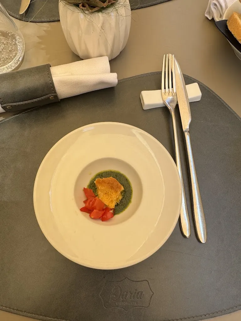 Frances Jones_Daria_Pienza_review