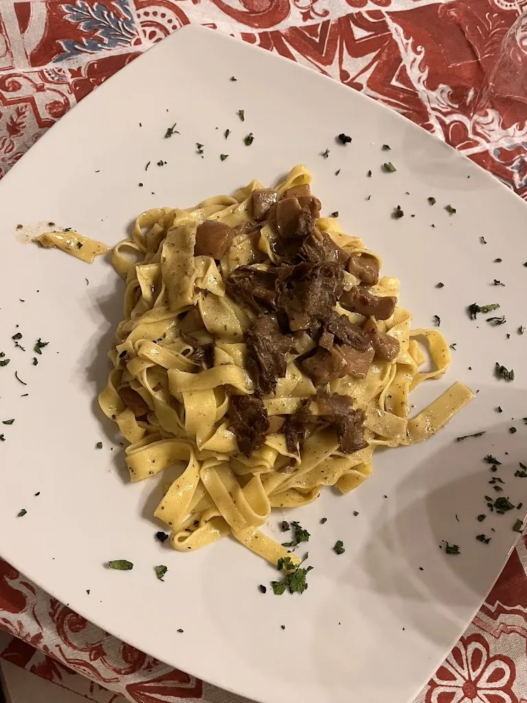 莊詠涵_Il NOCE Trattoria pizzeria_Pitigliano_review