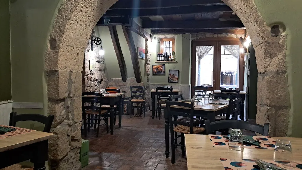 Locanda del Pozzo Antico restaurant in Pitigliano