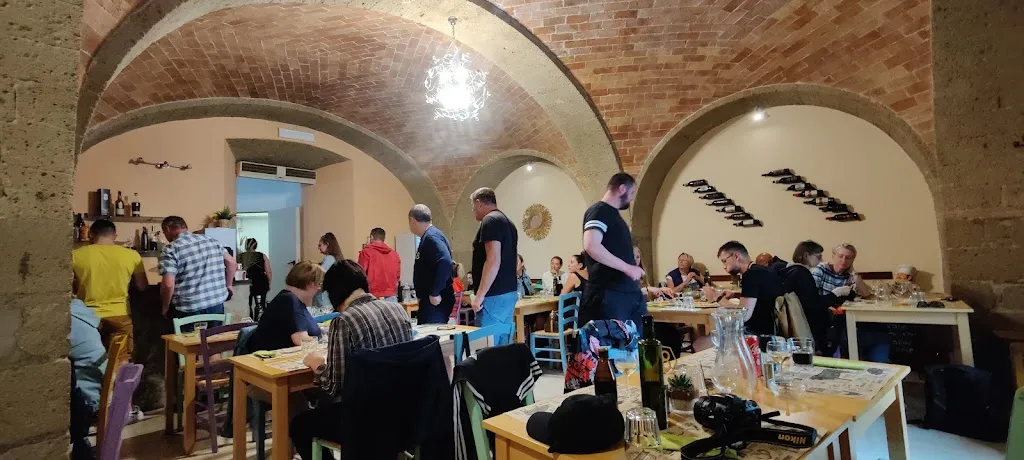 Mikko Ville Valjento_Pizzeria Trattoria Canapone_Pitigliano_recensione