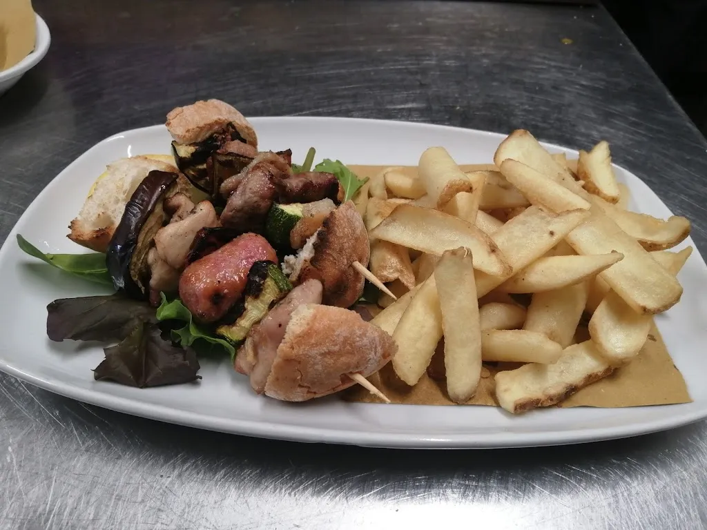 Trattoria Piazza Di' Gioco_Poggibonsi_slider_image_2