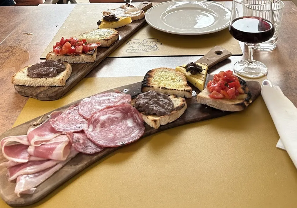 Trattoria Piazza Di' Gioco_Poggibonsi_slider_image_3