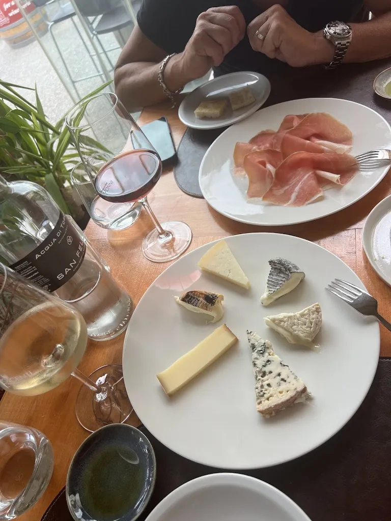 Agnes Hermann_Innocenti Wines - Ristorante enoteca Poggibonsi_Poggibonsi_review