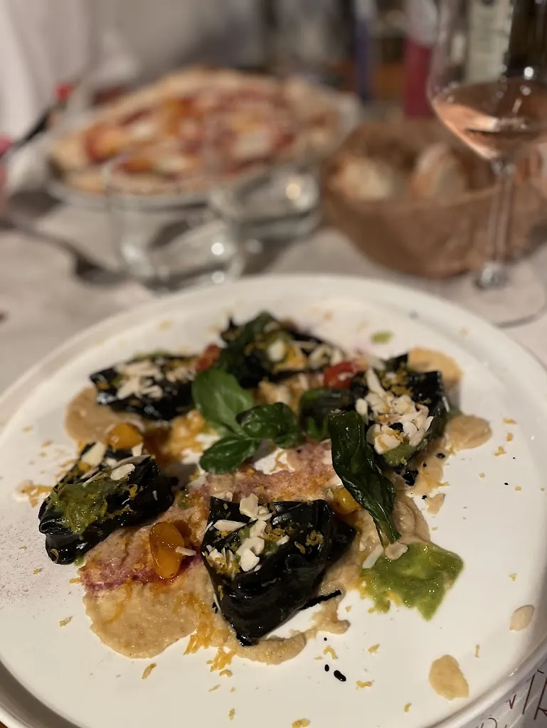 MM Hill_Bastian Contrario Ristorante Pizzeria_Pontassieve_recensione