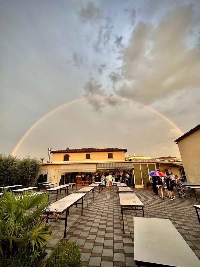 Circle M.C.L. THE GOLDEN LADLE_Poggio A Caiano_slider_image_3