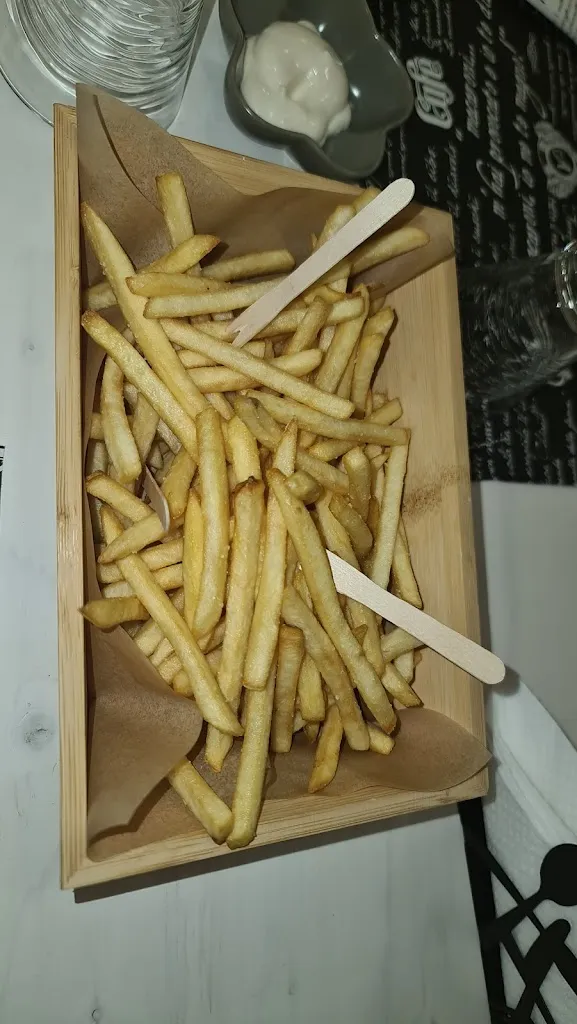 Manfredi Bianca_Saker 2.0_Monteroni di Lecce_review