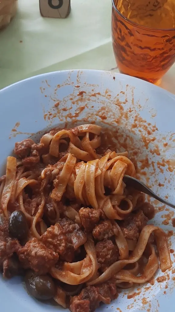 Il Pratone restaurant in Pomarance