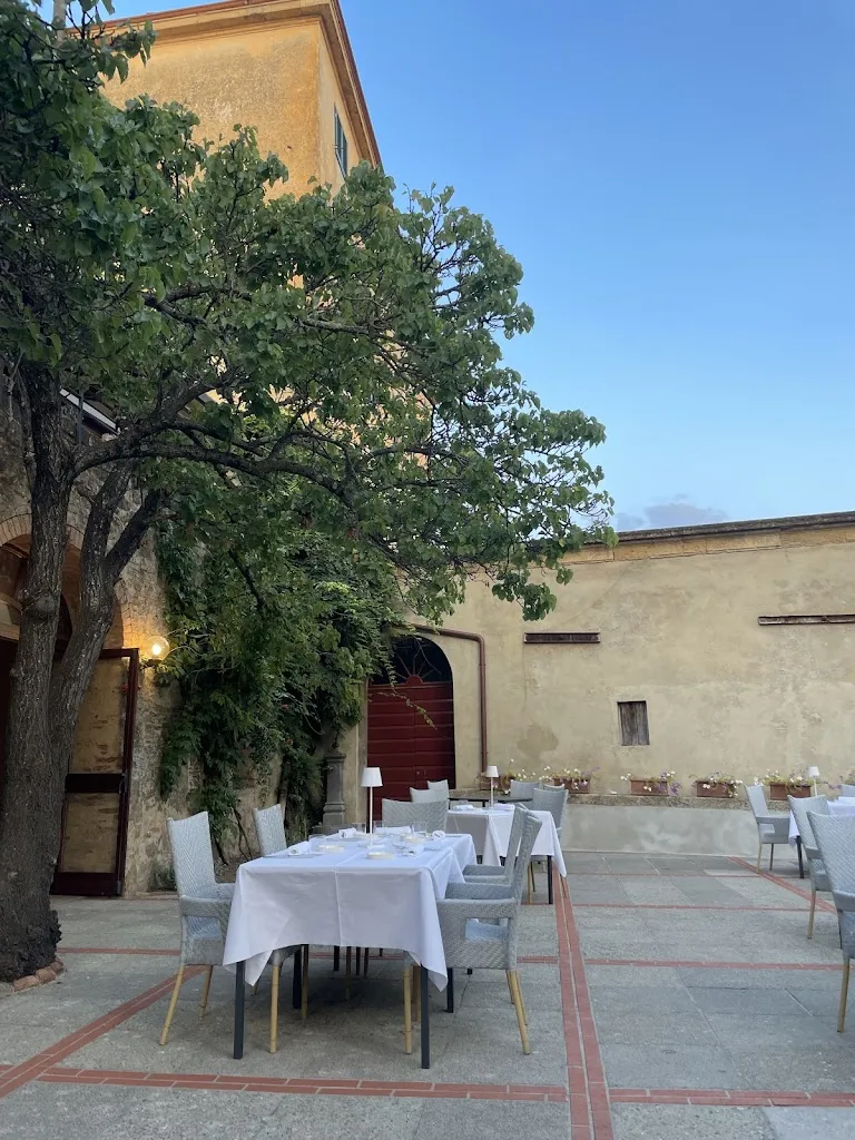 Irina Derevianko_Il Pomarancio_Pomarance_review