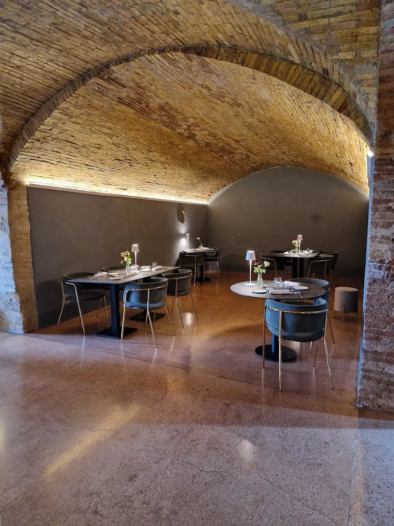 Il Pomarancio restaurant in Pomarance