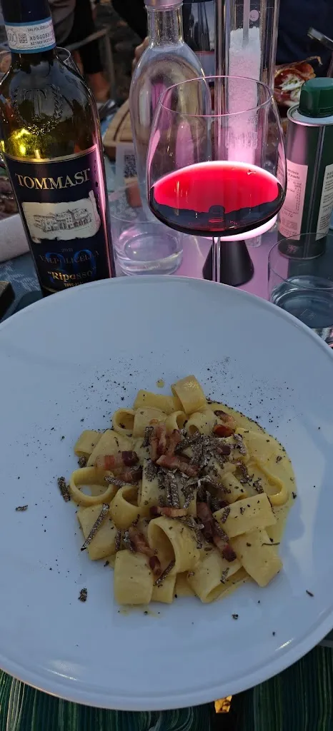 Laura G_L'Insolito_Ponte a Poppi_review