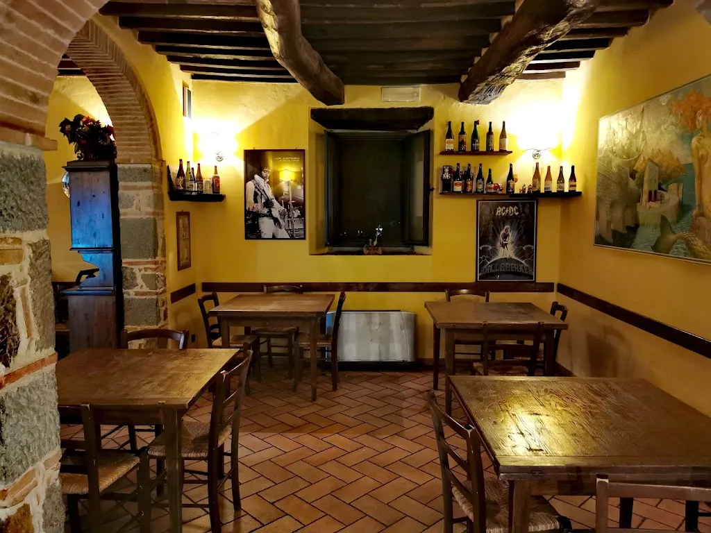 Agostino Bocchi_Rossobirra di Marcella Acciai_Ponte a Poppi_review