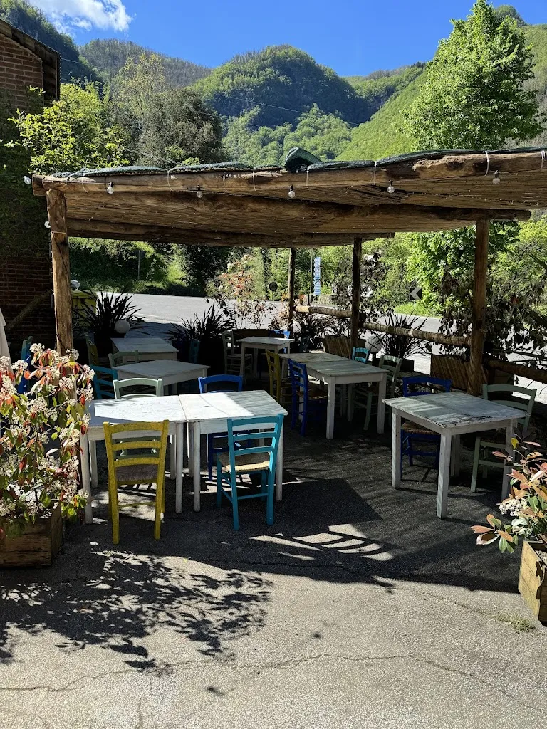 Pizzeria Bar de l'Osteria restaurant in Pontestazzemese