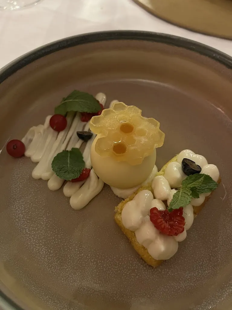 Meagan Lindsay_Ristorante Sapereta_Porto Azzurro_review