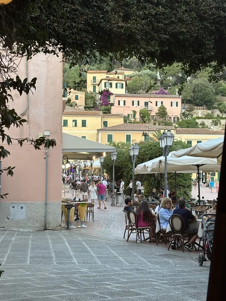 Michelle de Kock_Osteria Clandestina_Porto Azzurro_review