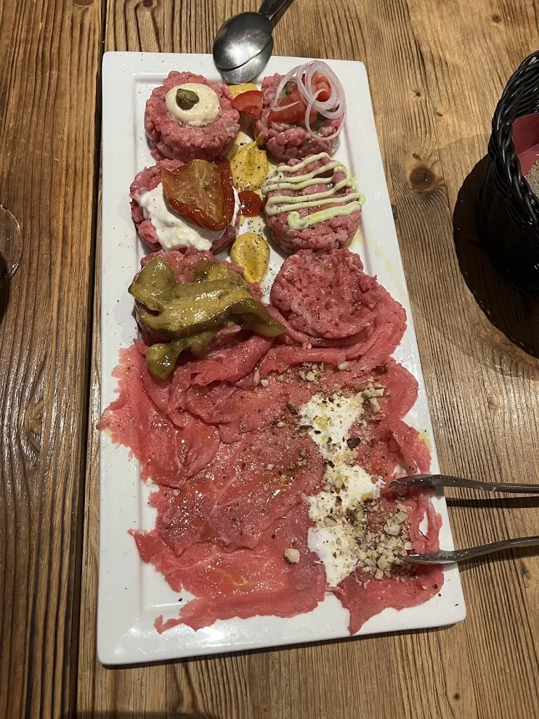 jack woodall_Ristomacelleria Media Cottura_Porcari_review