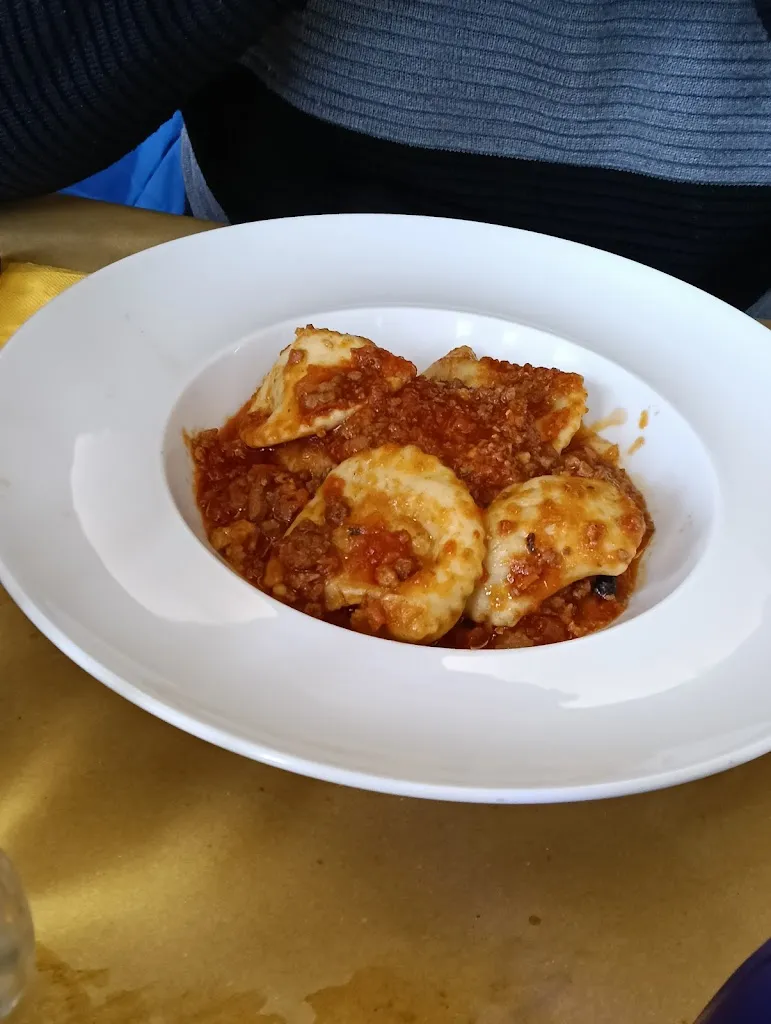 Elena_Bar Trattoria Stefan_Porcari_recensione