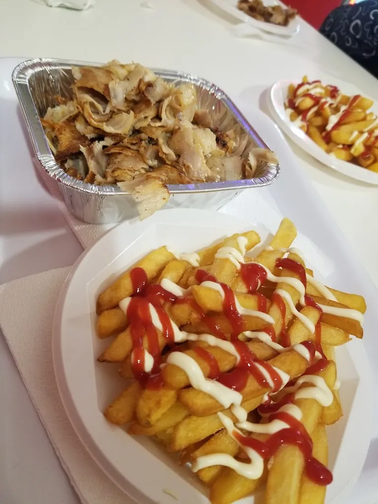 Karina Baisi_🥙Sunrise Doner Kebab🥙_Porcari_review