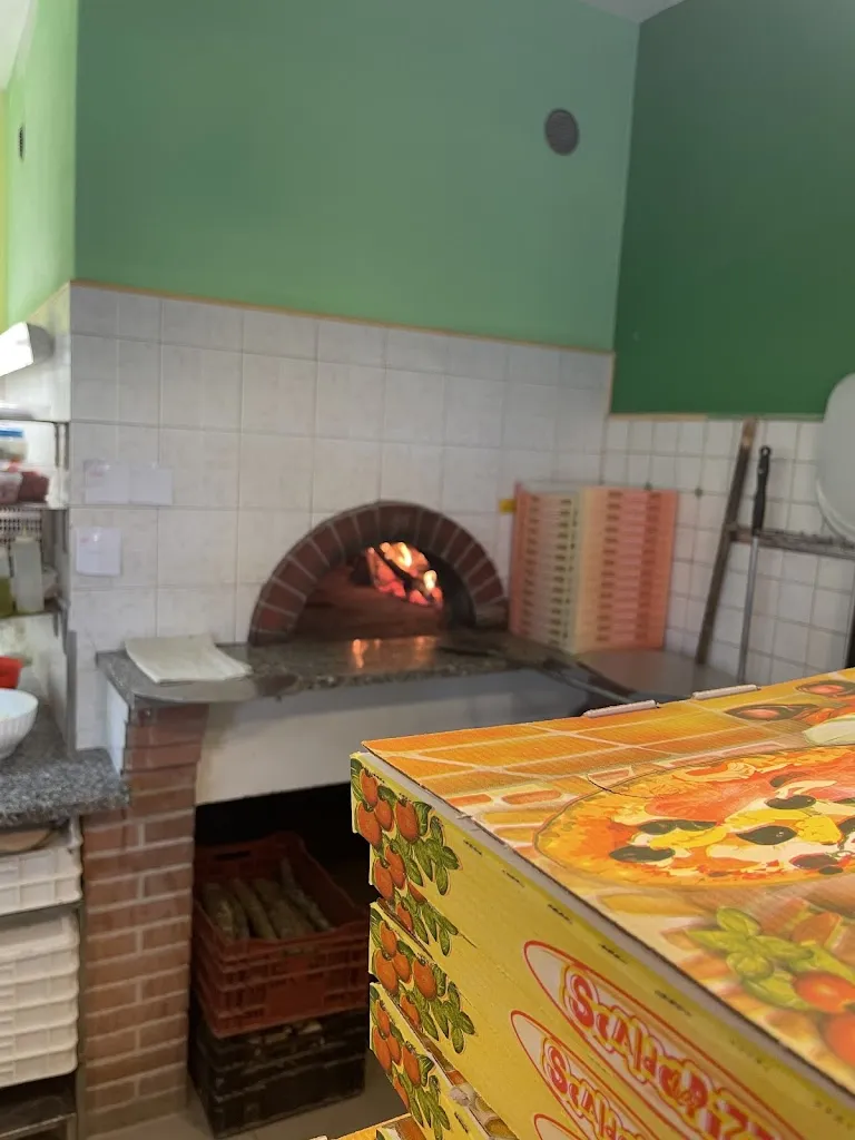 M MartinMcFly_Pizzeria il Grillo_Porcari_review