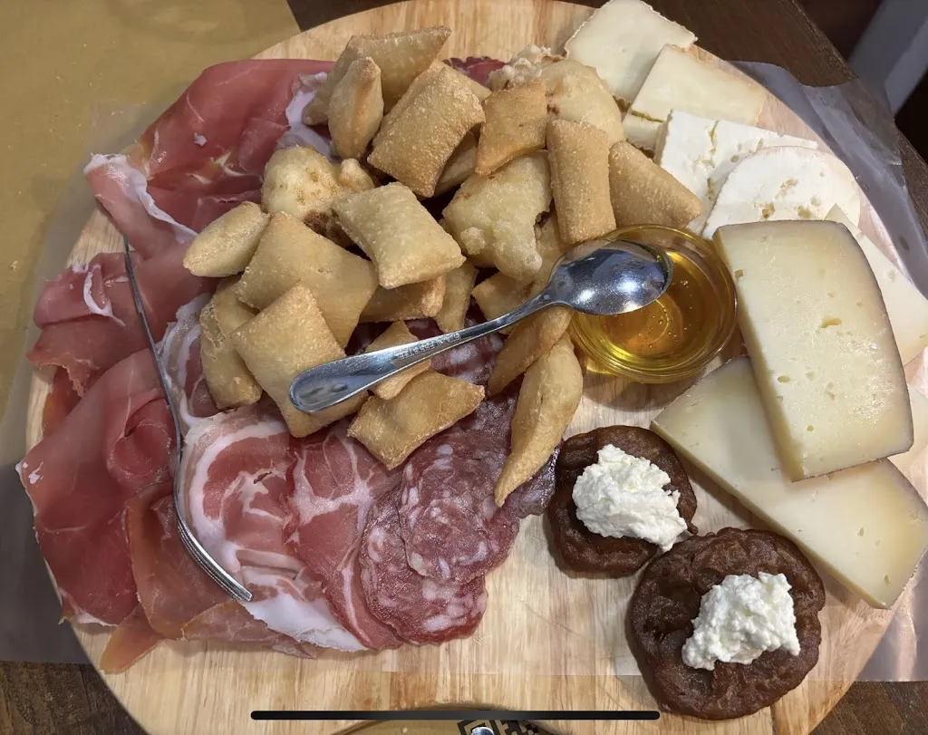 Osteria San Francesco e il Lupo_Pontremoli_slider_image_3