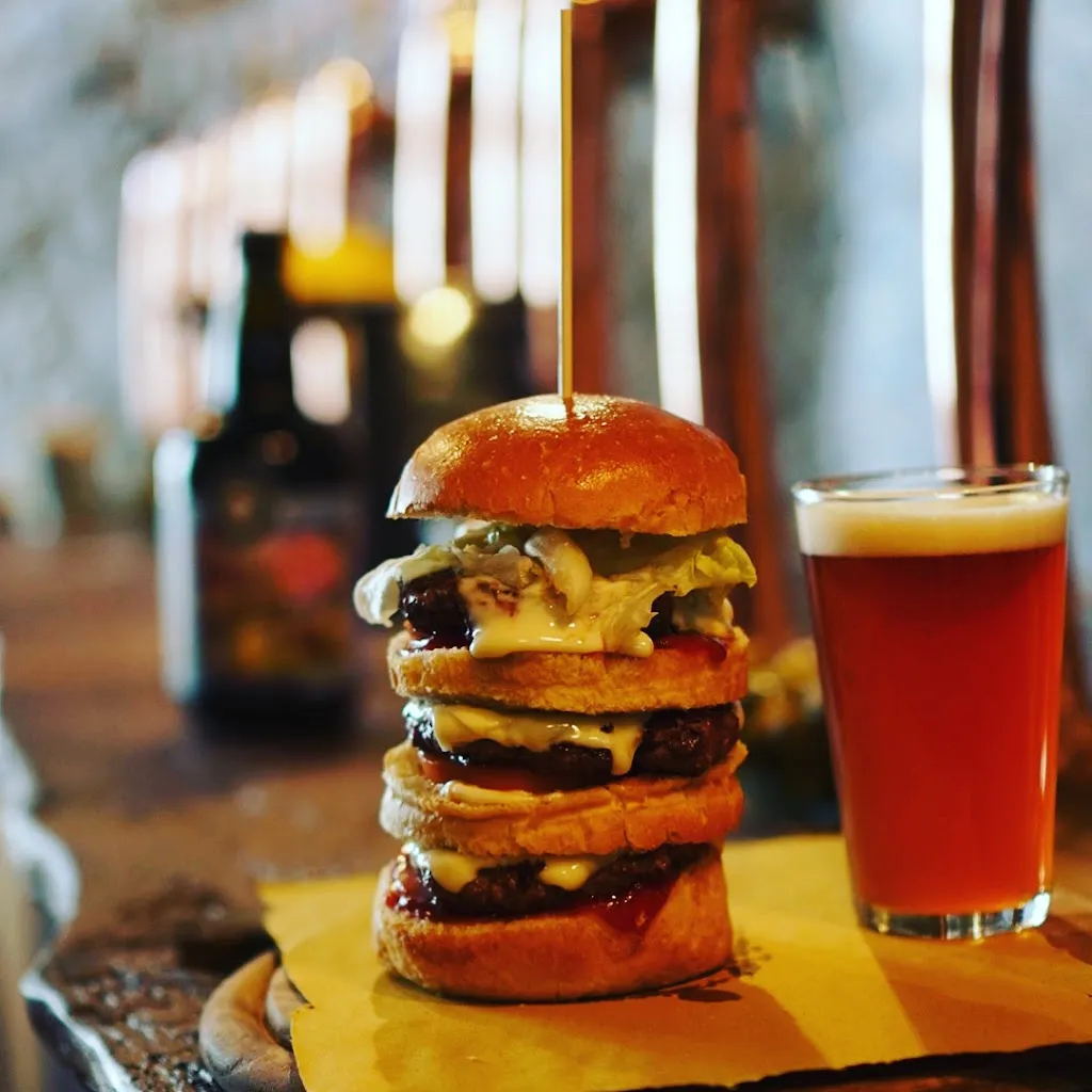 La Caverna dei Nani_Pontremoli_slider_image_3