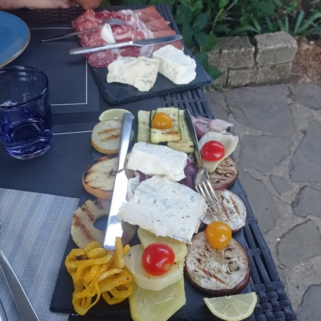 Menu_Pizzeria Country Ristorante e Panigacceria_Pontremoli_image_9