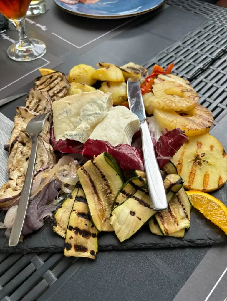 Andrea Sarti_Pizzeria Country Ristorante e Panigacceria_Pontremoli_review