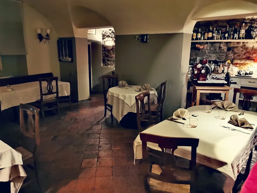 Ristorante Caveau Del Teatro restaurant in Pontremoli