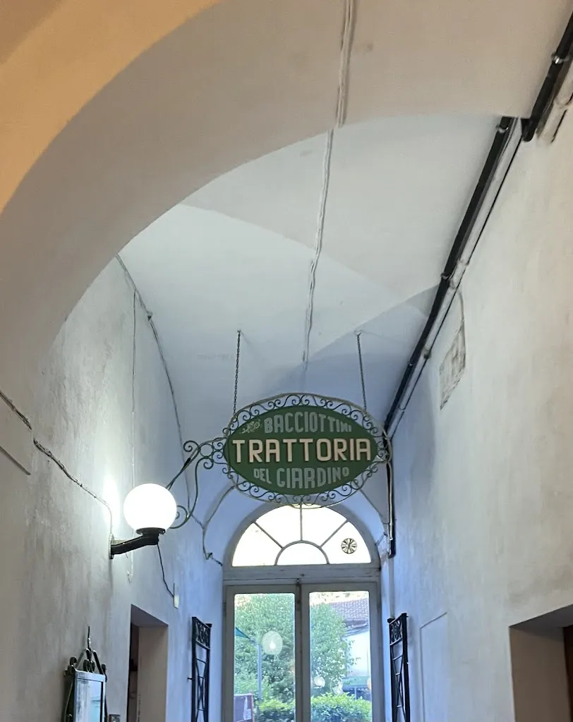 Tessa niesen-schipper_Bacciottini Raffaello_Pontremoli_review