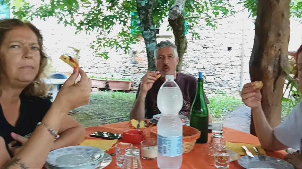 Trattoria Bar Alimentari Musetti Dina_Pontremoli_slider_image_2