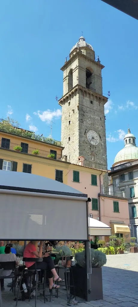 Tour Day_Pontremoli_slider_image_2