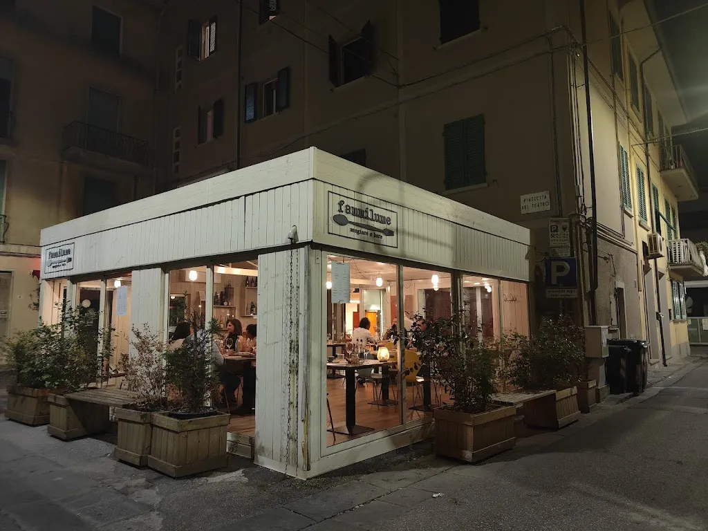 fammilume - mangiare e bere restaurant in Pontedera