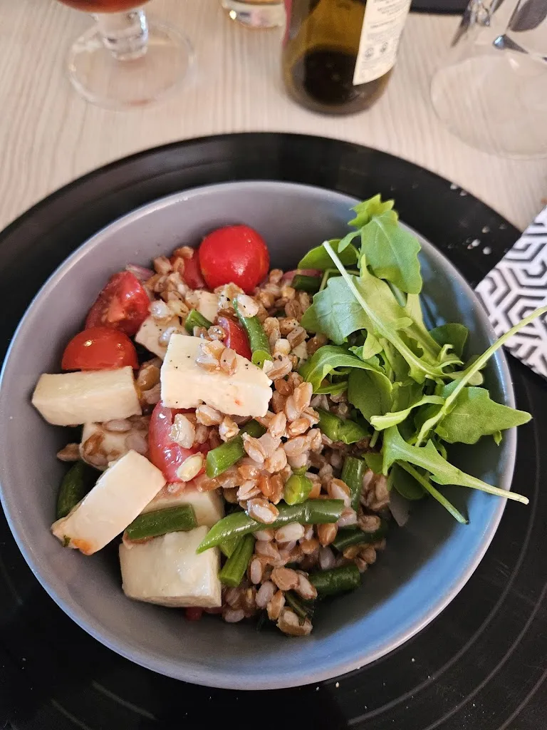 Chiara Radaelli_La Cucina Abusiva_Pontedera_review