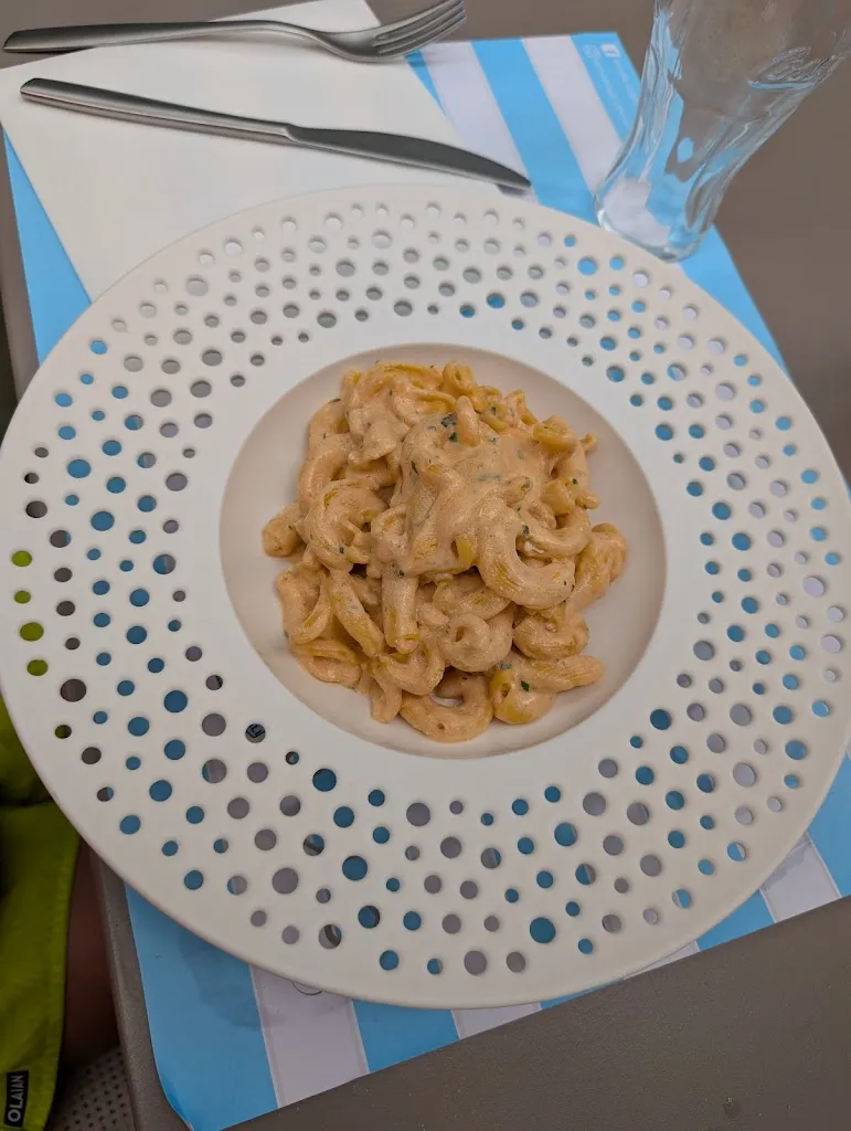 Dee Roberts_Amalia Laghi_Pontedera_review