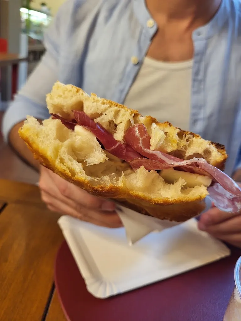 Crosta - Pontedera_Pontedera_slider_image_2