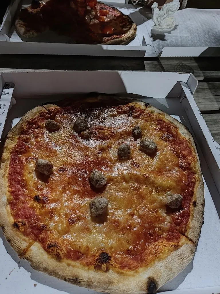 Menu_Pizzeria La Piazzetta_Montesano Salentino_image_2