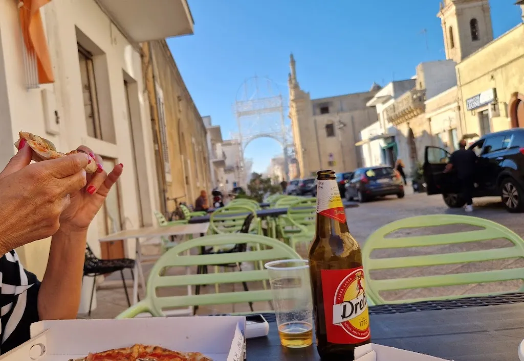 Axel K._Pizzeria La Piazzetta_Montesano Salentino_review