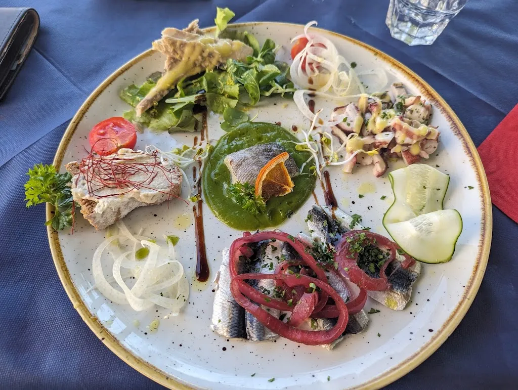 Daniel DiVito_Teatro Bistro & Wine Bar_Portoferraio_review