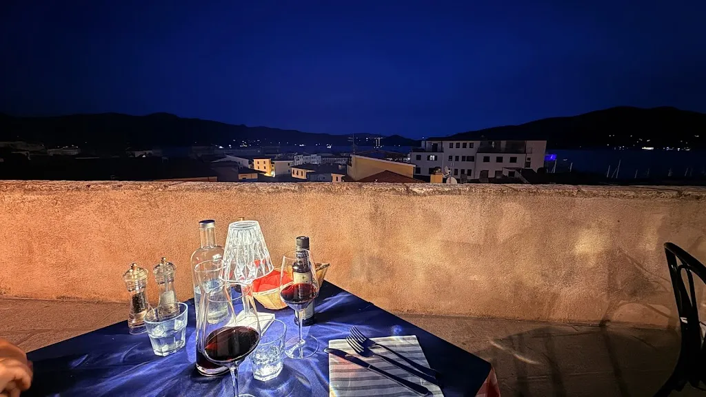 Teatro Bistro & Wine Bar_Portoferraio_slider_image_3