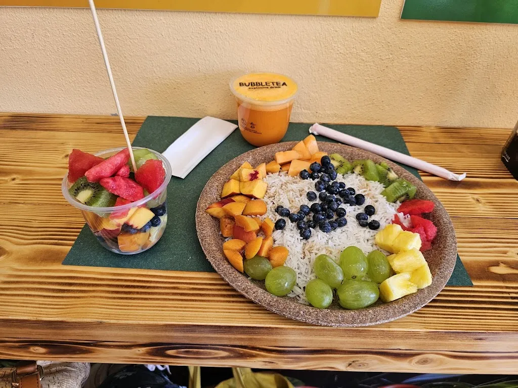 Elba fruit - healthy food_Portoferraio_slider_image_3