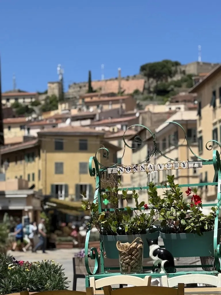 lika kapanadze_Gusta Vino_Portoferraio_recensione