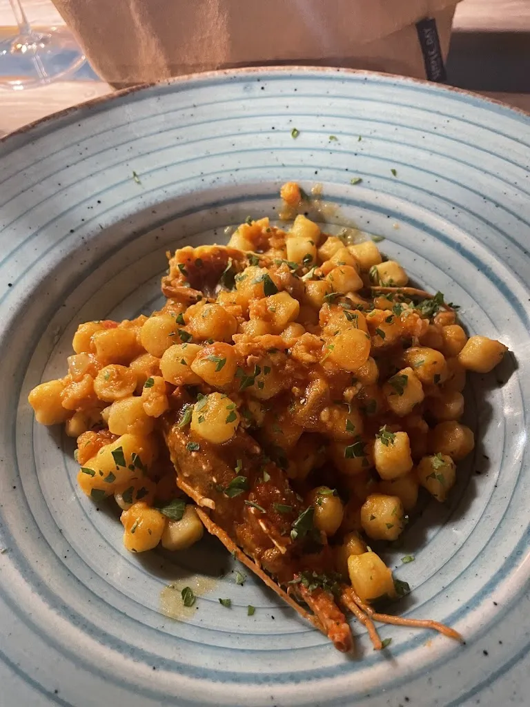 Bettina Baric_Gusta Vino_Portoferraio_recensione