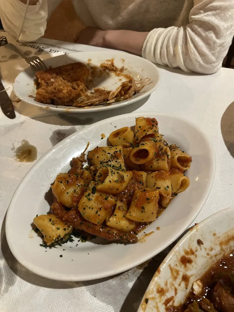 Mingee Lee_Cantina Senese_Provincia di Livorno_review