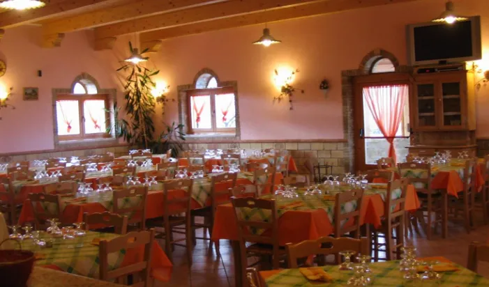 Ristorante Pizzeria Bella Vista restaurant in Motta Montecorvino