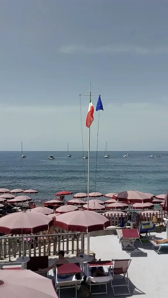 Baia del Rogiolo - Ristorante Stabilimento balneare_Quercianella_slider_image_2