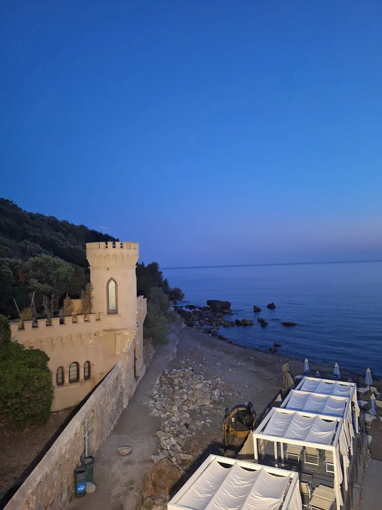 Elisabeth Mandahus_Ristorante Baia del Rogiolo_Quercianella_recensione