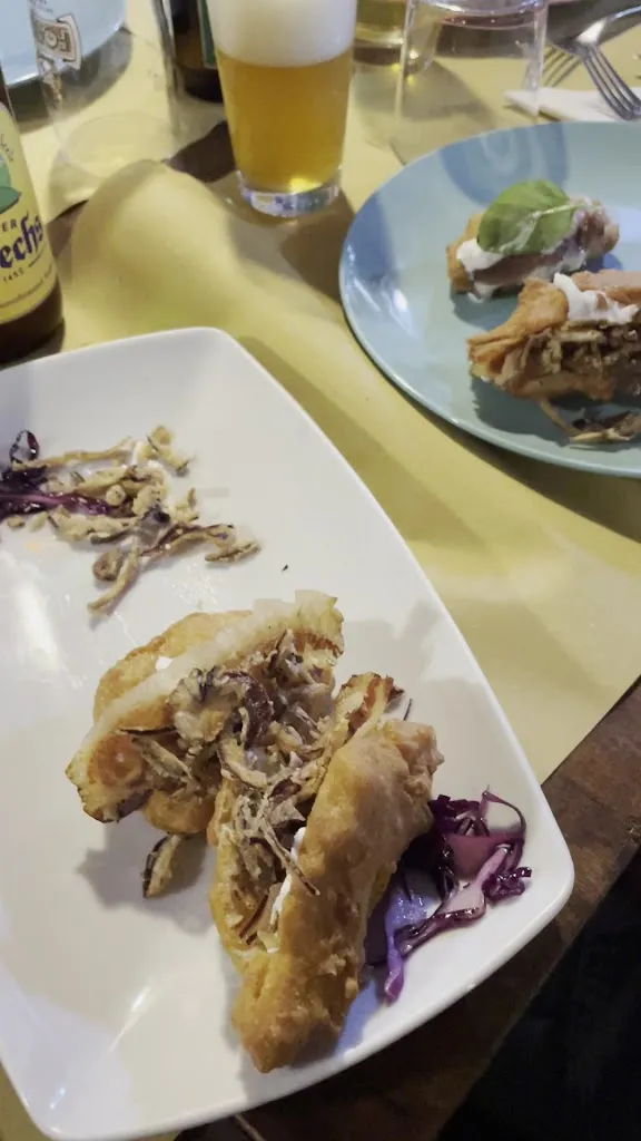 Ireale Osteria Pizzeria_Quercianella_slider_image_2