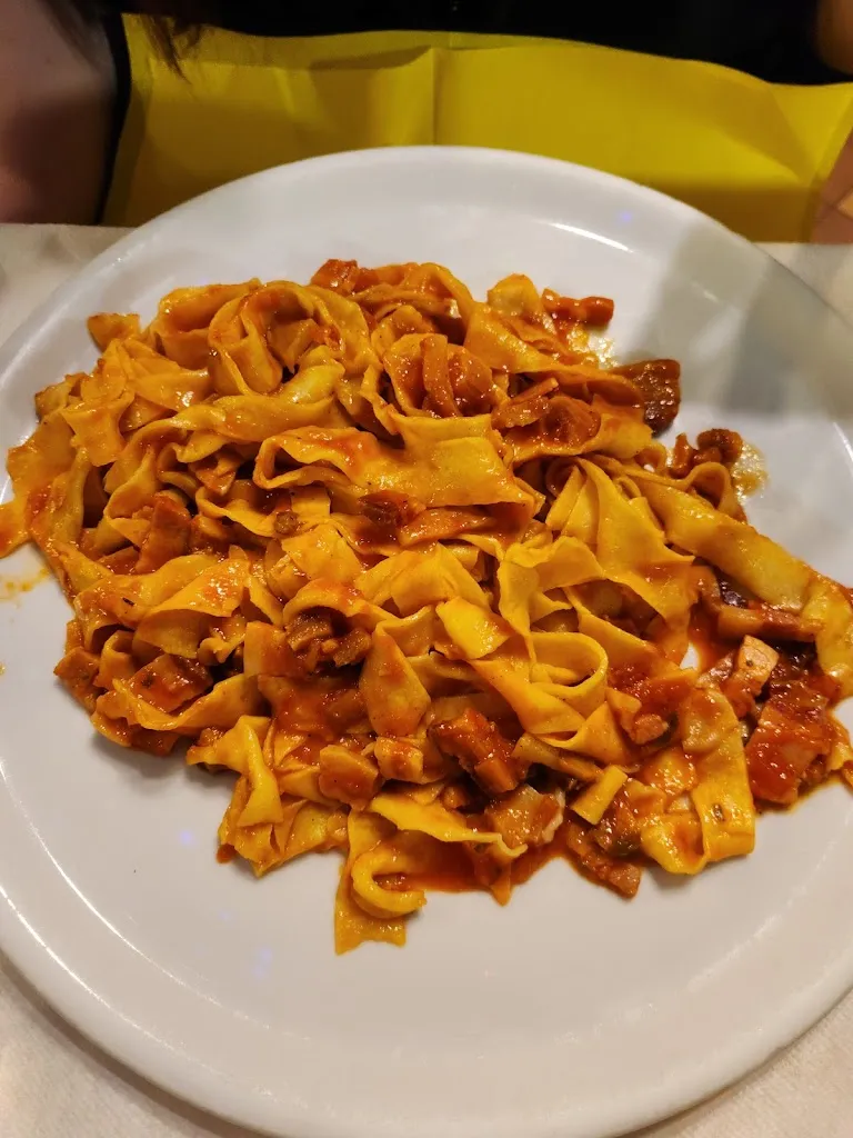 Ryan Miller_Ristorante La Grotta_Radicofani_review