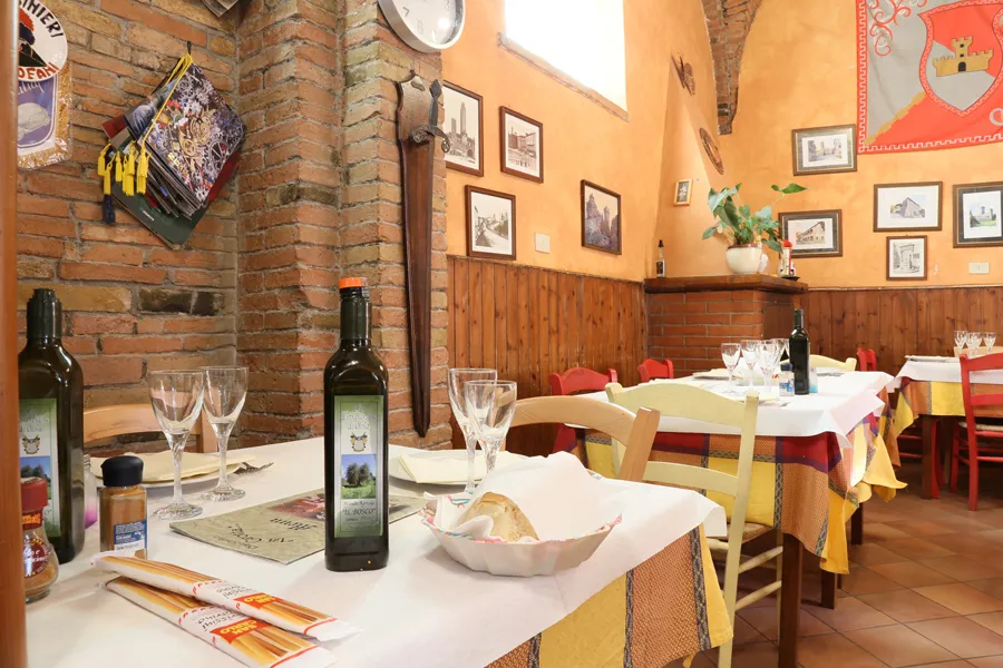 Ristorante La Grotta_Radicofani_slider_image_1